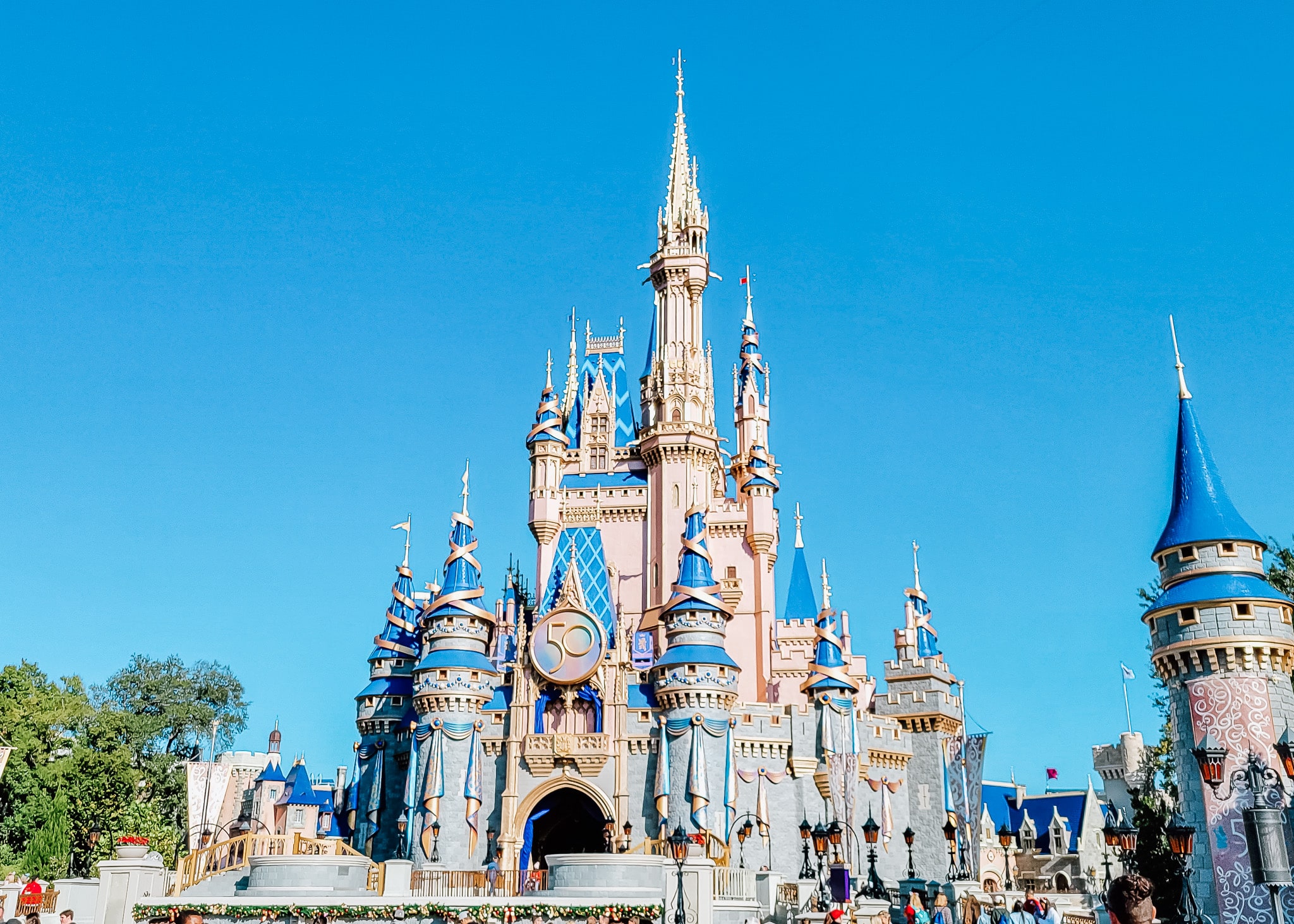 Complete Guide to Magic Kingdom at Disney World (2024)