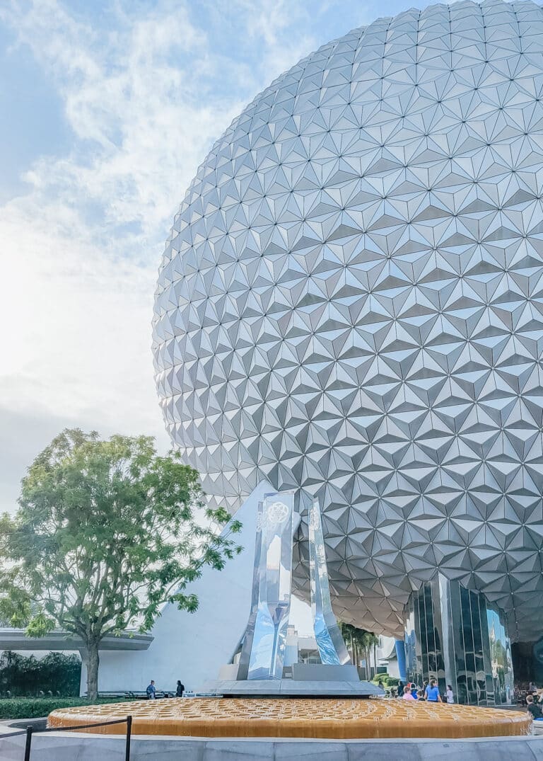 Complete Guide to Disney World’s Epcot (2023)